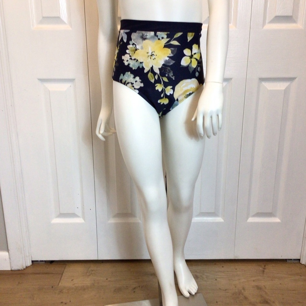 OhLaLa Dancewear Womens Navy Blue Floral Dance Briefs Size Adult Large